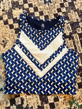 Lou & Grey activewear top- S